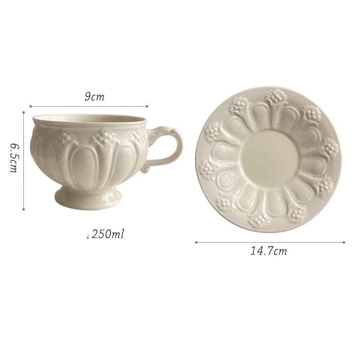 Locaupin Ceramic Tea Pot, Coffee Pot, European Ceramic Vintage Teapot with Gold Edge Strawberry Cute Design,Good Gift
