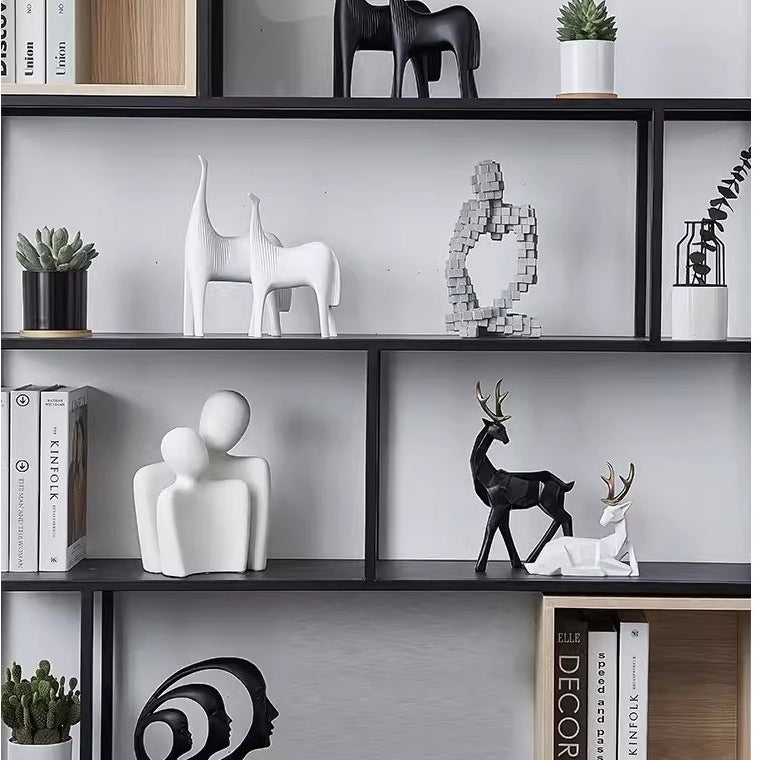 Locaupin Hugging Couple Statues Ceramic Lover Figurine Characters Coffee Table Decor (White)
