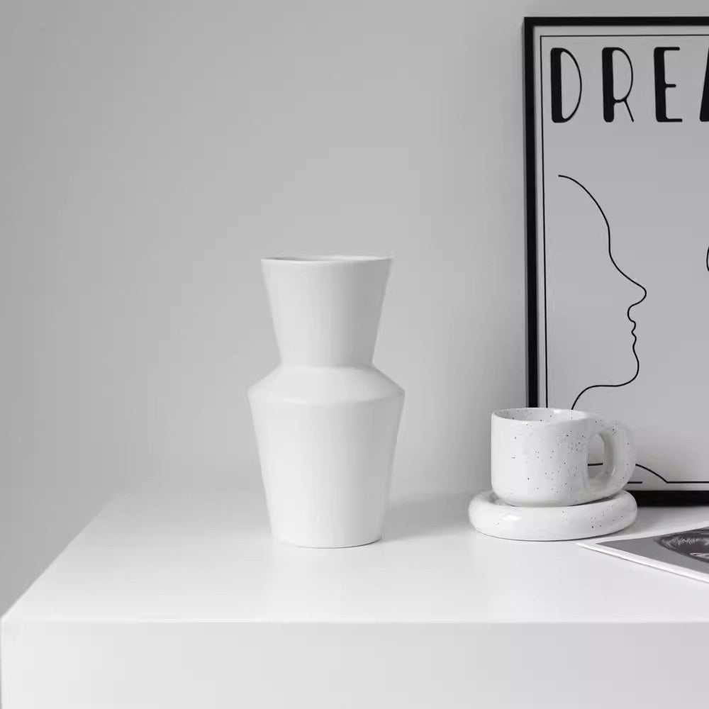 Locaupin White Ceramic Vase Modern Home Decor,Matte Pampas Flower Vases,Farmhouse Decor Living Room Decor