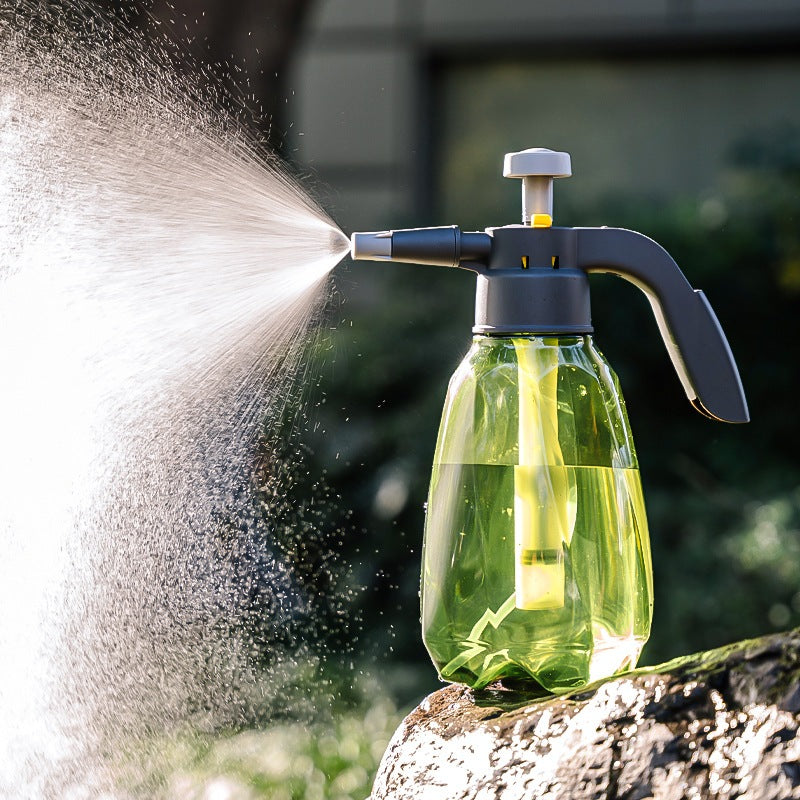 Locaupin 1.8L Hand Pressure Garden Sprayer, Air Pressure Plastic Spray Bottle for Plant Flower, Pump Pressure Sprayer