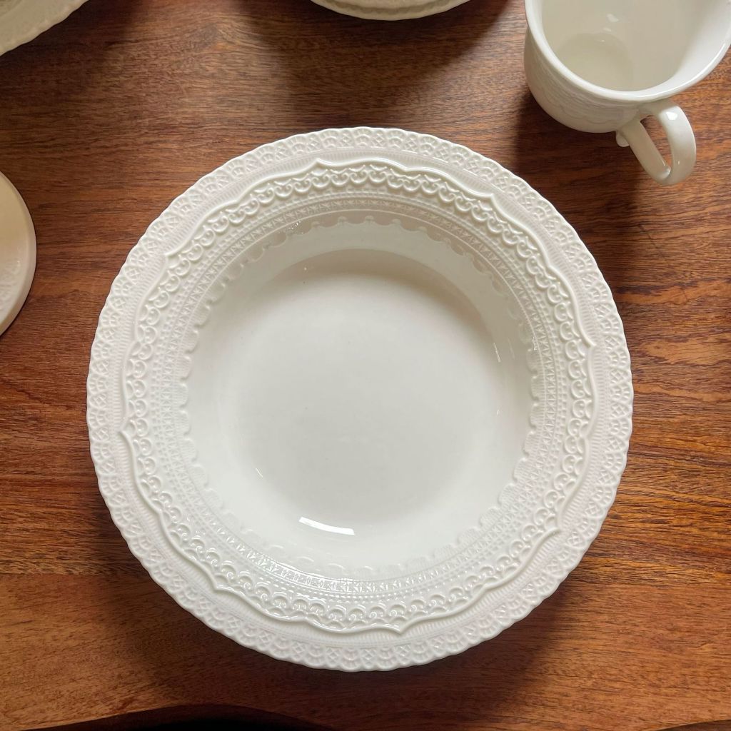 Locaupin Pure White Ceramic Dinnerware, Round Serving Bowls, Tableware for Steak, Salad Pasta Bowls Dinner Sets