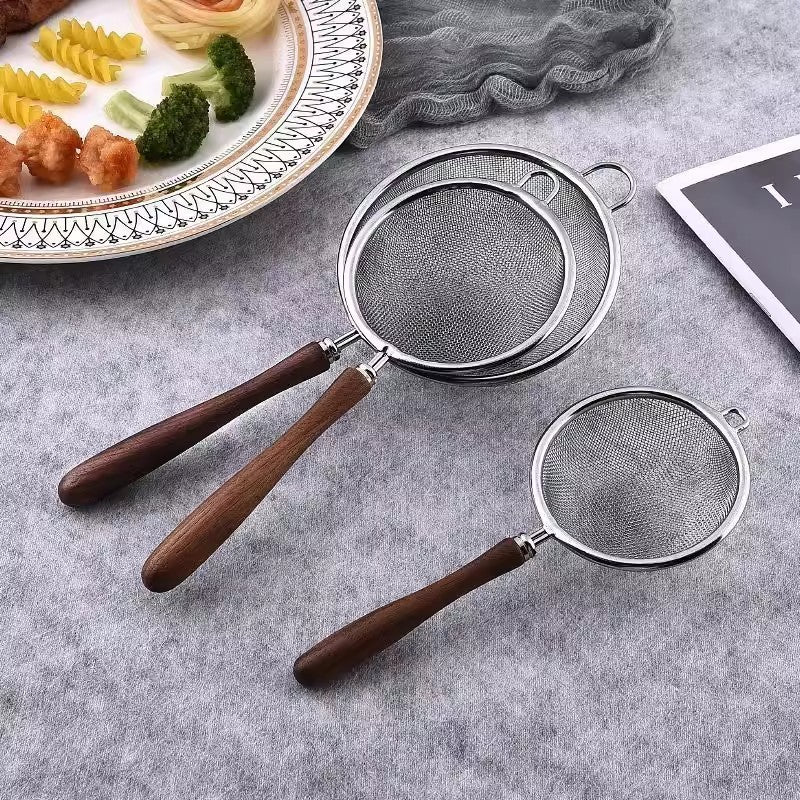 Locaupin Stainless Steel Fine Tin Mesh Strainer Food Strainer with Wood Long Handles for Tea, Coffee, Food