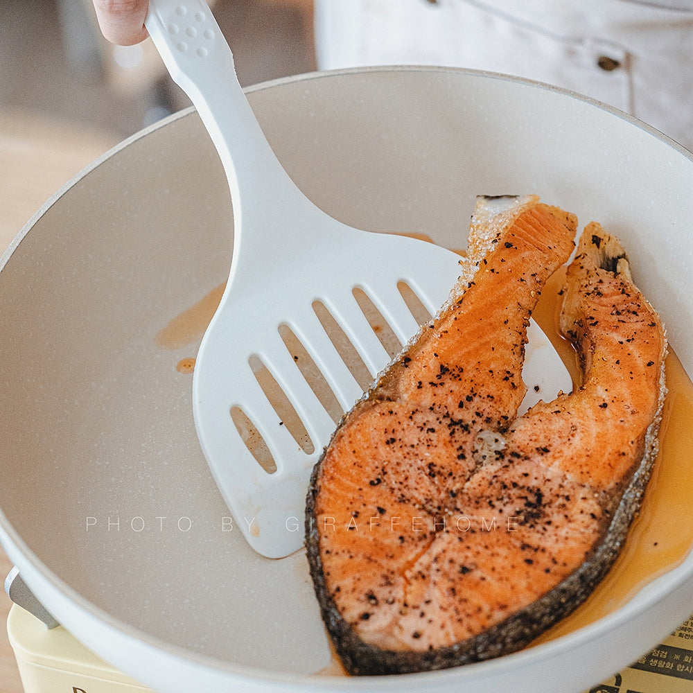 Locaupin Silicone Tamagoyaki Spatula,Wide Silicone Pancake Spatula Nonstick Heat-Resistant Pancake Shovel for Egg, Steak