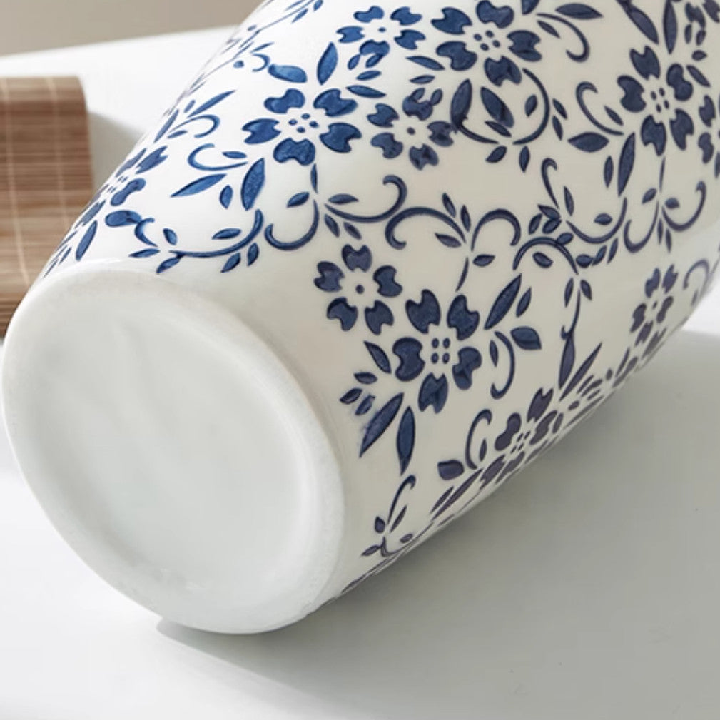 Locaupin Elegant Chinese Ceramic Vase | Minimalist Oriental Home Decor | Tabletop Flower Pot