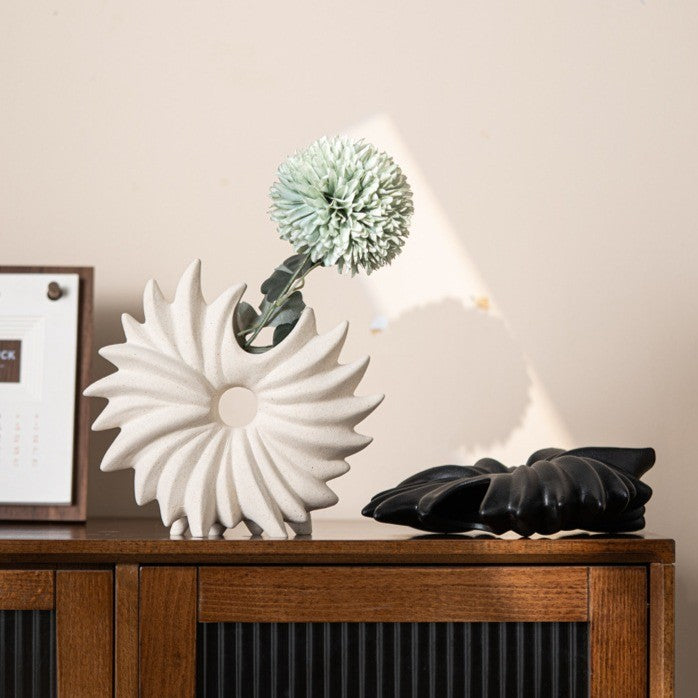 Locaupin White Ceramic Vase Modern Home Decor,Matte Pampas Flower Vases,Farmhouse Decor Living Room Decor